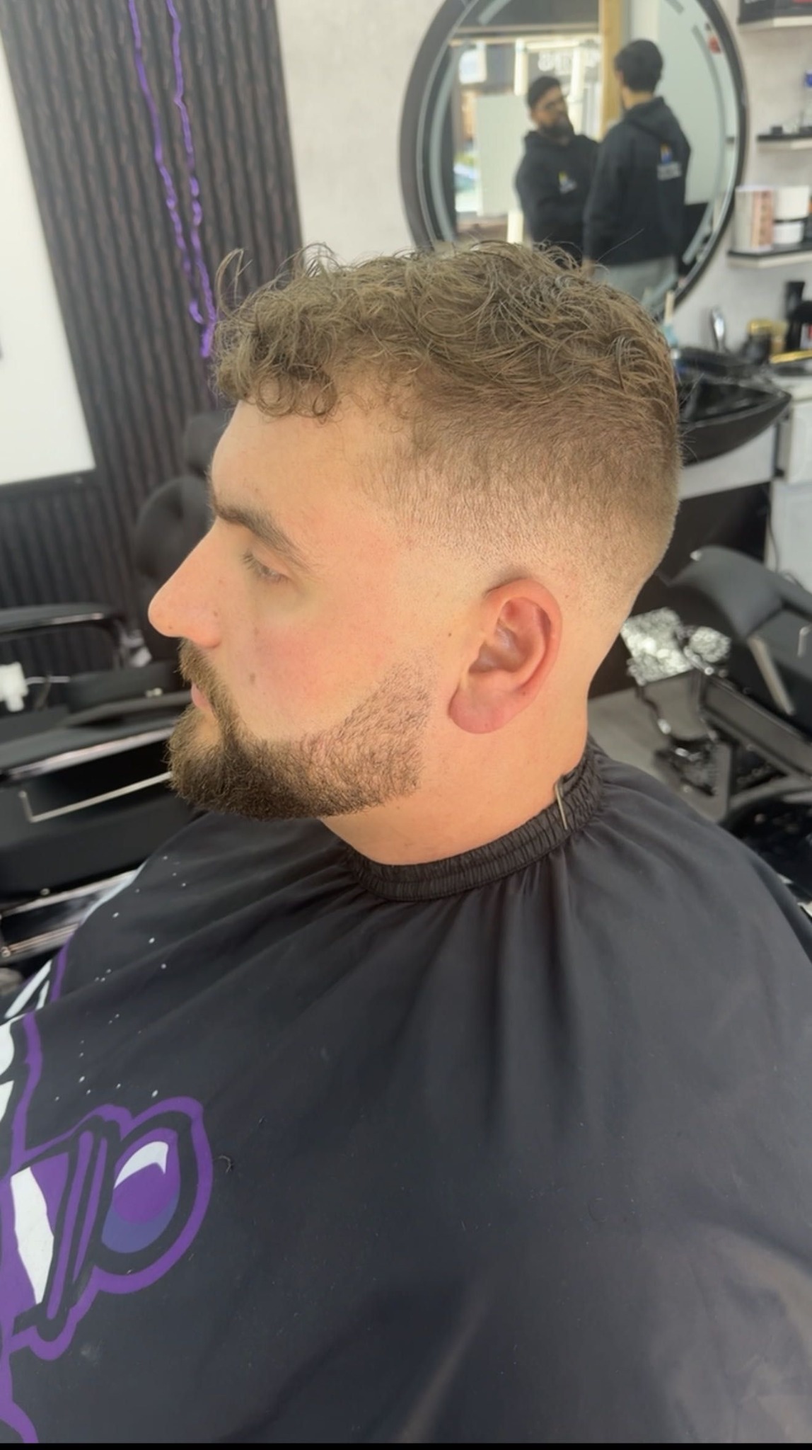 Detailed fade and beard finish at CEOFADES
